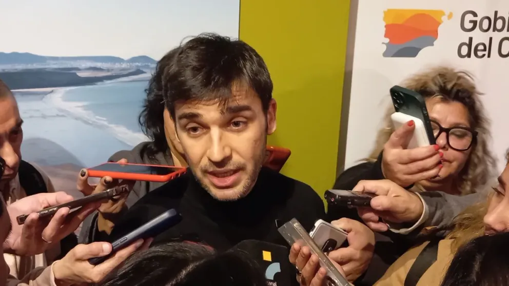 Torres anunció un proyecto de energía solar para reemplazar usinas a gasoil en pueblos aislados