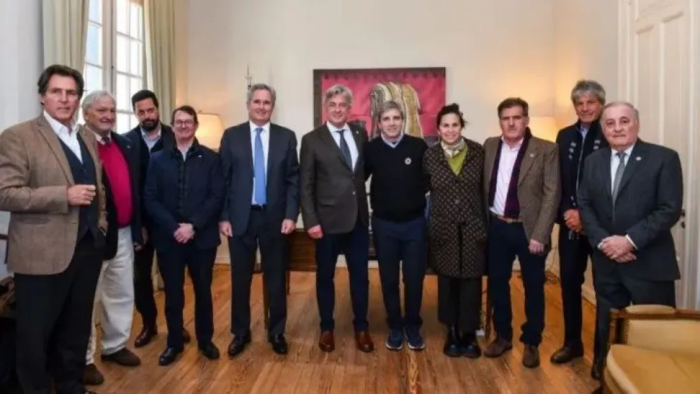 Luis Caputo: "Es una prioridad para este Gobierno sacarle las retenciones al Campo que tanto daño han hecho"