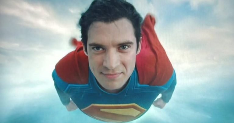 Superman 2025 tiene preestrenos hoy: por qué esta versión emociona y sorprende