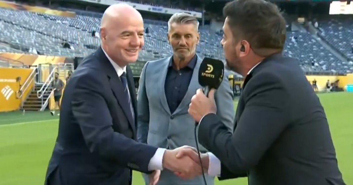 Gianni Infantino apareció en un móvil de TV en pleno Mundial de Clubes y Sergio Goycochea lo sorprendió con un inesperado pedido