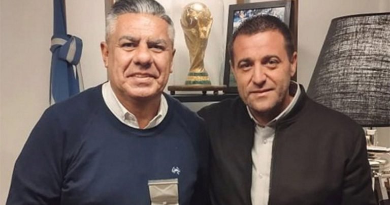 Toviggino, mano derecha de Chiqui Tapia y francotirador en las redes sociales: de la Brujita Verón a Francos, las peleas virales del tesorero de la AFA