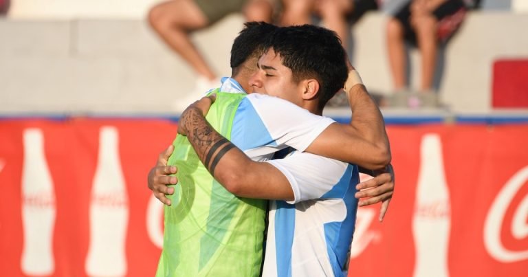 La Selección de Placente goleó al Alboraya Unión Deportiva de España y jugará la final del torneo de L'Alcudia