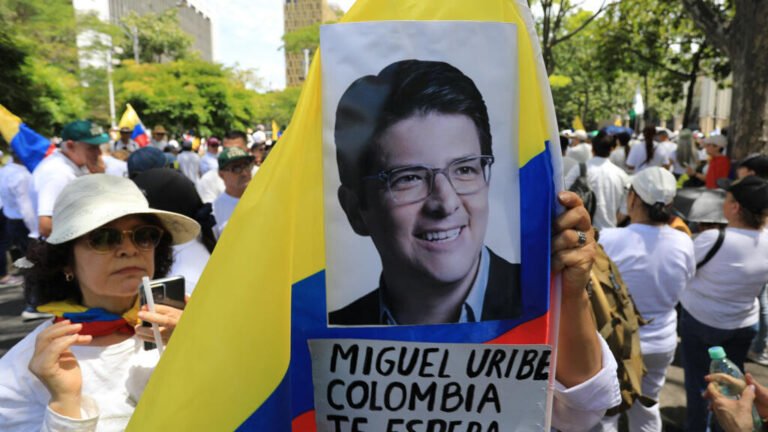 ¿El asesinato de Miguel Uribe reconfigura el panorama electoral en Colombia?