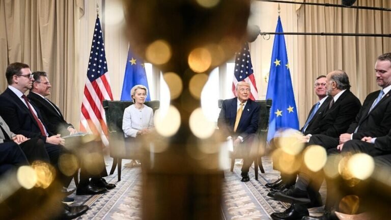 La Unión Europea suspende aranceles de represalia a EE. UU. tras el acuerdo con Washington