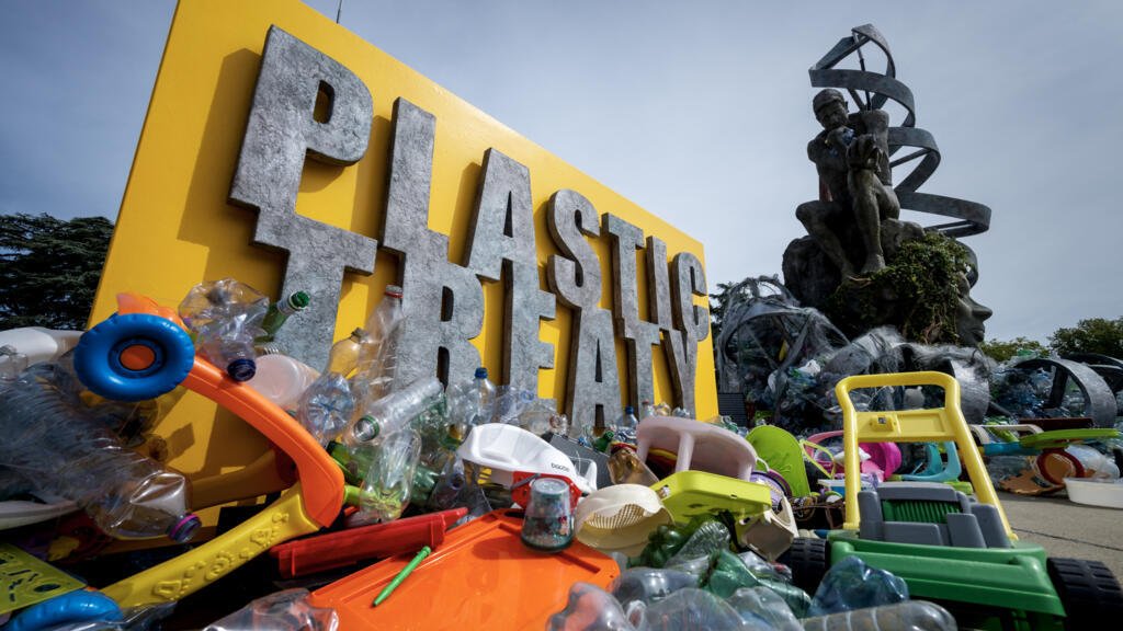 ¿Un futuro sin plástico? Comienzan en Ginebra los debates de la ONU para atajar una "crisis mundial"