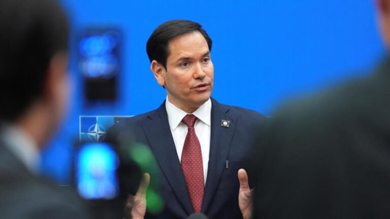 Estados Unidos ordena el despliegue de militares en el sur del Caribe para combatir al narcotráfico