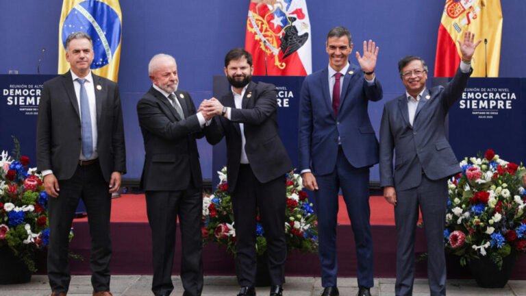 El progresismo se reagrupa en Santiago de Chile