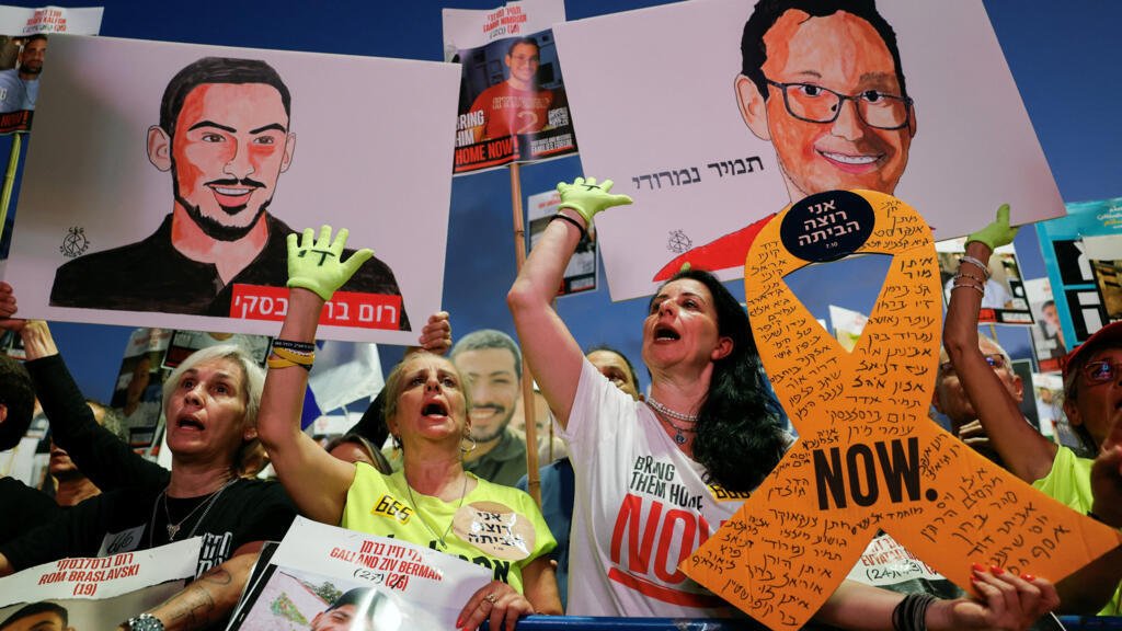 "Espantosos": Kaja Kallas, jefa de la diplomacia de la UE, condena vídeos de rehenes de Hamás