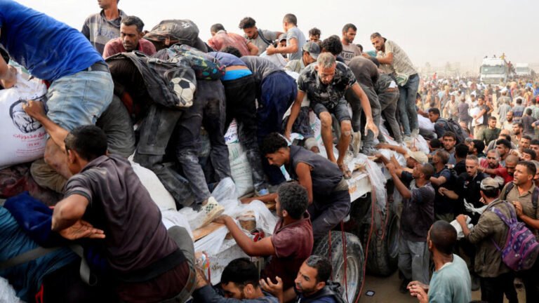 Israel mata al menos 89 gazatíes en las últimas 24 horas; Hamás intenta salvar las negociaciones en Egipto