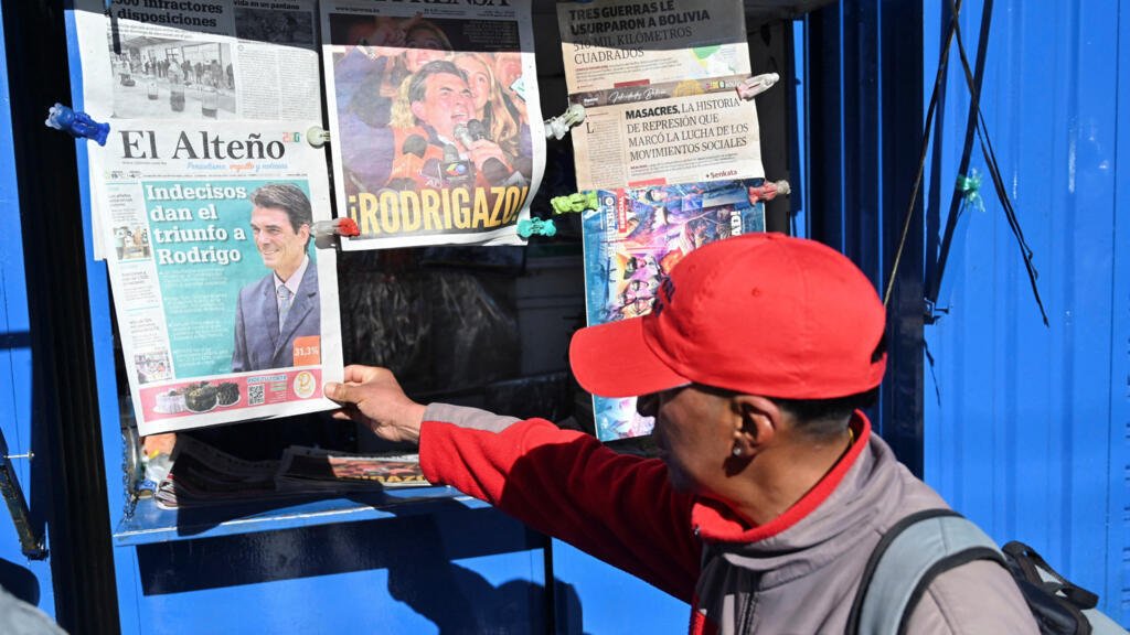 Histórica derrota de la izquierda en Bolivia: ¿a qué se debe el giro político?