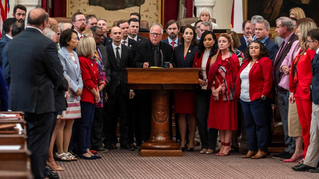 Cámara Baja de Texas da aval inicial a mapa electoral que daría más escaños en el Congreso a los republicanos