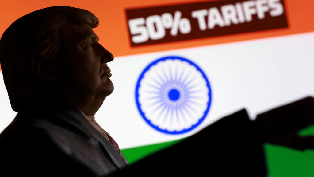 Entran en vigor los aranceles punitivos del 50% impuestos por Trump a las exportaciones indias