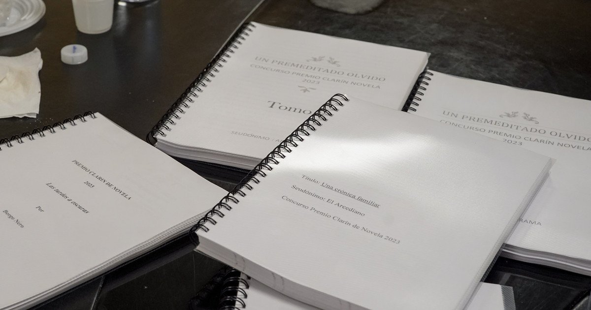 Participación récord en el Premio Clarín Novela: llegaron 1284 manuscritos