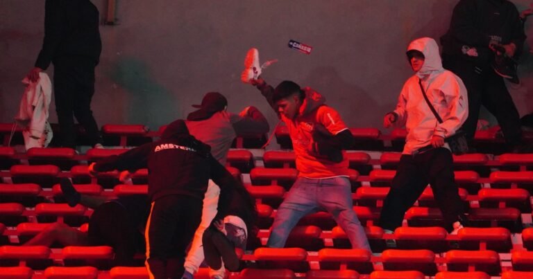 Nuevo comunicado de Universidad de Chile tras la noche de terror en Avellaneda: de la "golpiza brutal e inhumana" a "la notable mejoría" del hincha más grave