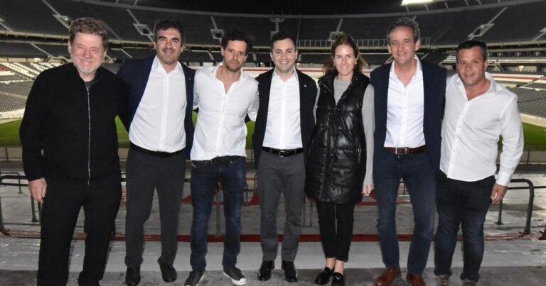 River: con Stefano Di Carlo como candidato a presidente, el oficialismo presentó su lista