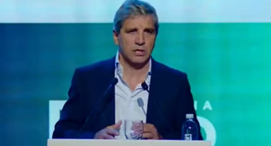 El pedido urgente de Luis Caputo a los empresarios de la construcción: "Dejen de coimear"