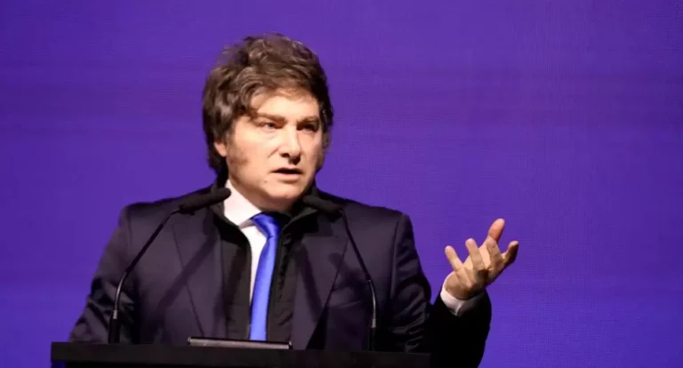 Milei, ante los empresarios más importantes de Argentina: "Los crueles liberales sacamos a 12 millones de personas de la pobreza"