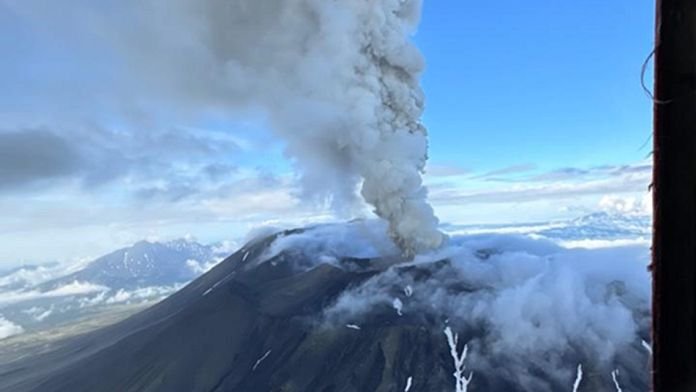El volcán Krasheninnikov se despertó en Kamchatka por primera vez tras un nuevo terremoto
