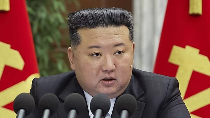 Kim Jong-un se reúne con las familias de los soldados fallecidos luchando por Rusia contra Ucrania