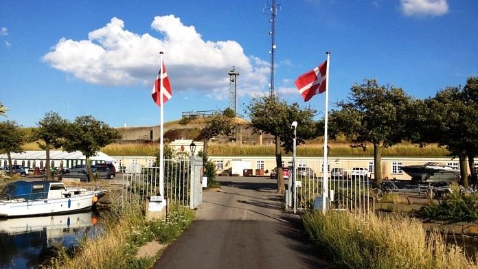 Dinamarca retirará la estatua de una sirena "pornográfica y fea"