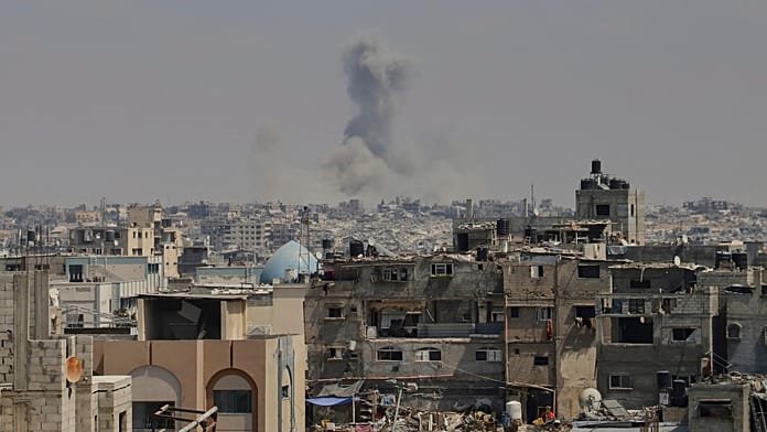 NO COMMENT: Ataque israelí contra un campo de desplazados en Gaza