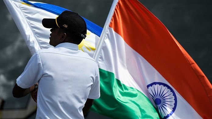 India y Filipinas inician su primer ejercicio naval conjunto en el disputado mar de China Meridional