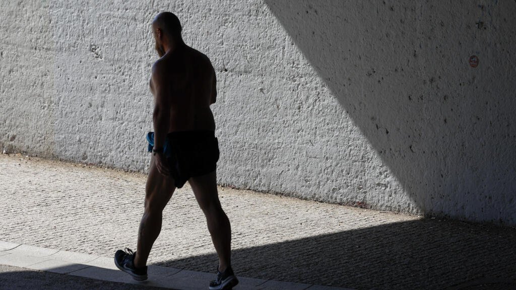 Sócrates o Nietzsche: cómo enfrentar la modernidad gracias a la Filosofía