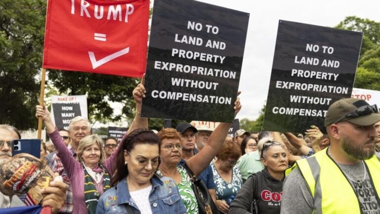 Los granjeros blancos de Sudáfrica, tan queridos por Trump, son los más golpeados por sus aranceles