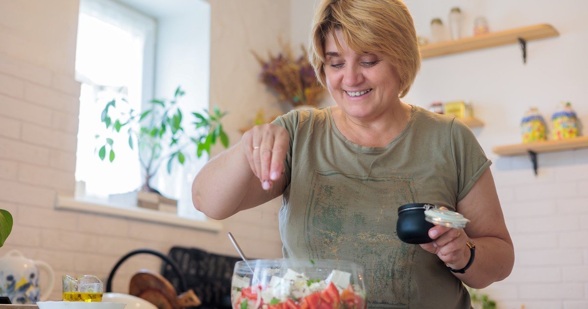 Compararon los efectos de cuatro dietas en la salud después de los 60: cuáles son las más recomendadas