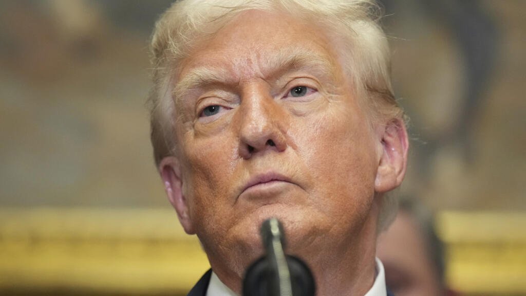 Trump ordena el traslado de submarinos nucleares cerca de Rusia tras comentarios "provocadores"