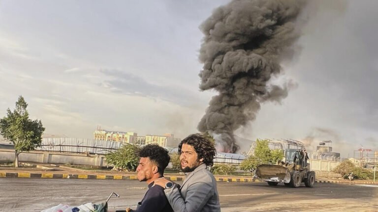 Bombardeos israelíes contra Yemen aumentan enfrentamientos con hutíes: hay muertos y heridos