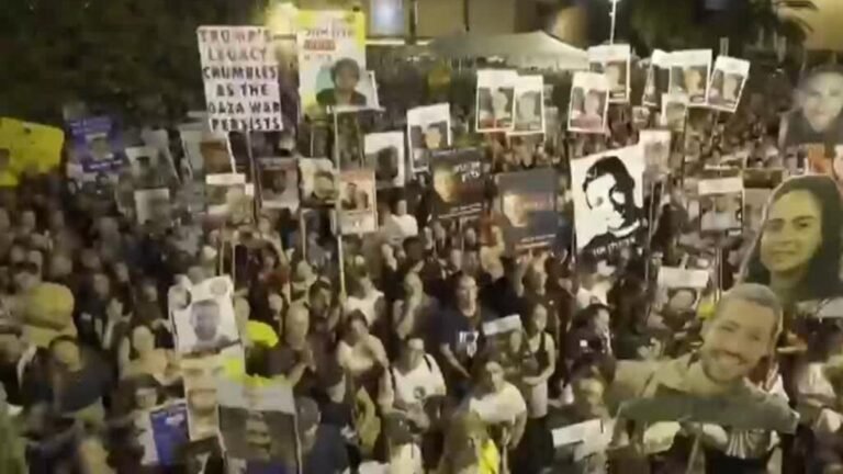 Israelíes exigen a Netanyahu acuerdo inmediato con Hamás para liberar a rehenes