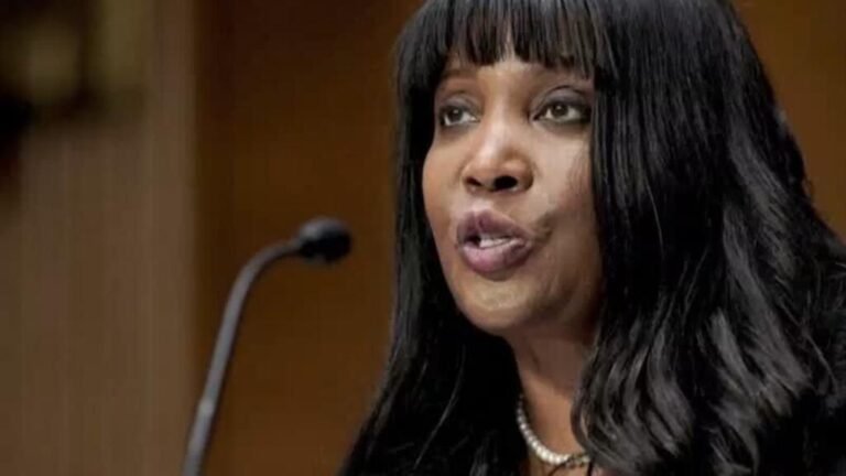 Trump acusa a Lisa Cook de fraude hipotecario y la destituye de la Reserva Federal