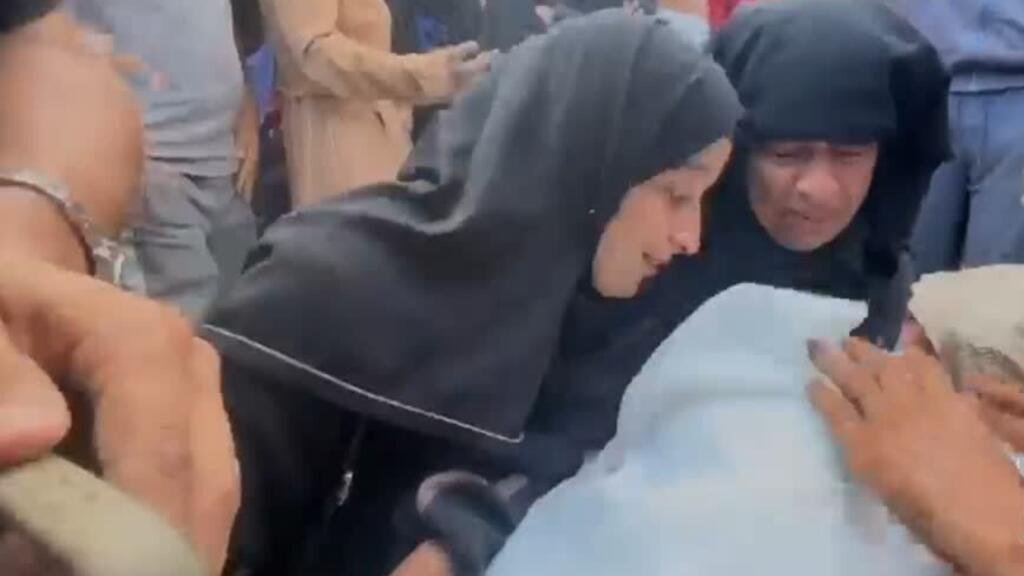 Israel continúa ataques contra Ciudad de Gaza mientras justifica bombardeo a hospital