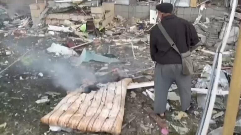 Rusia ataca catorce regiones de Ucrania con 582 drones y misiles