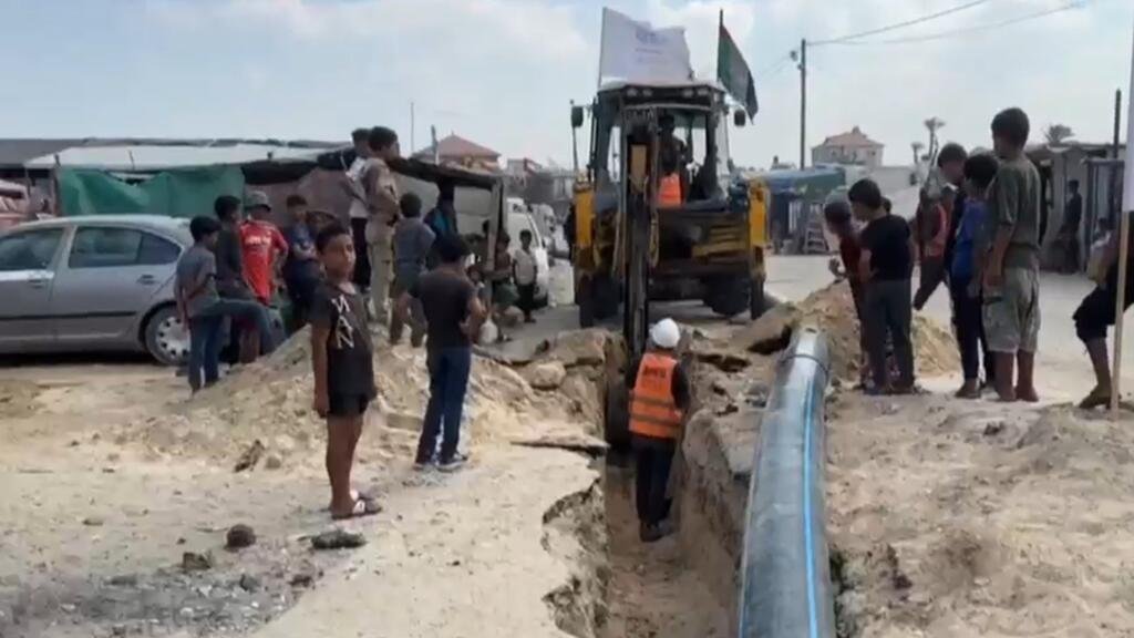 Emiratos Árabes Unidos construye acueducto para la Franja de Gaza