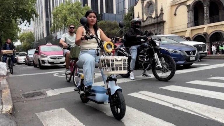 Ciudad de México se sube a la ola eléctrica: e-scooters chinos conquistan las calles