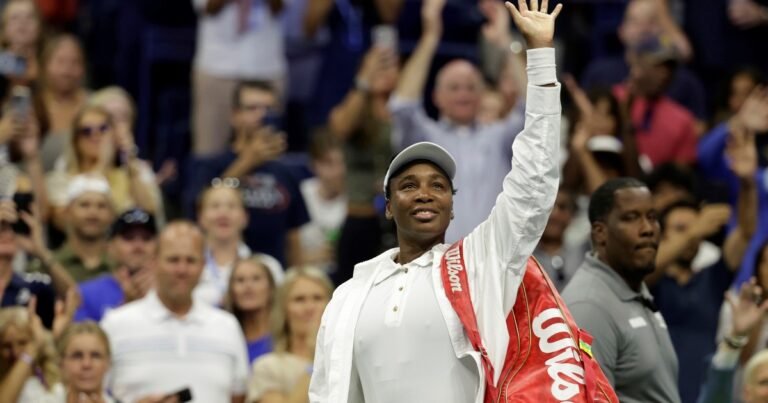 Venus Williams emocionó y brilló en el US Open: volvió a los 45 años y jugó un partidazo contra una tenista 16 años menor