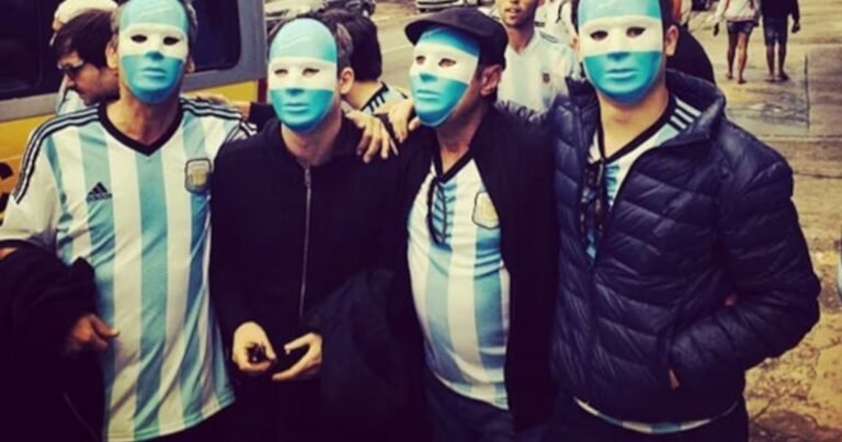 Guillermo Francella reveló cómo es el disfraz que utiliza para entrar a la cancha de Racing sin que lo reconozcan