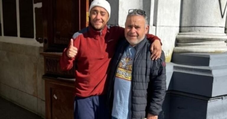 Le dieron el alta al hincha de la U de Chile que había sido brutalmente golpeado en la cancha de Independiente y ya no quedan heridos de gravedad