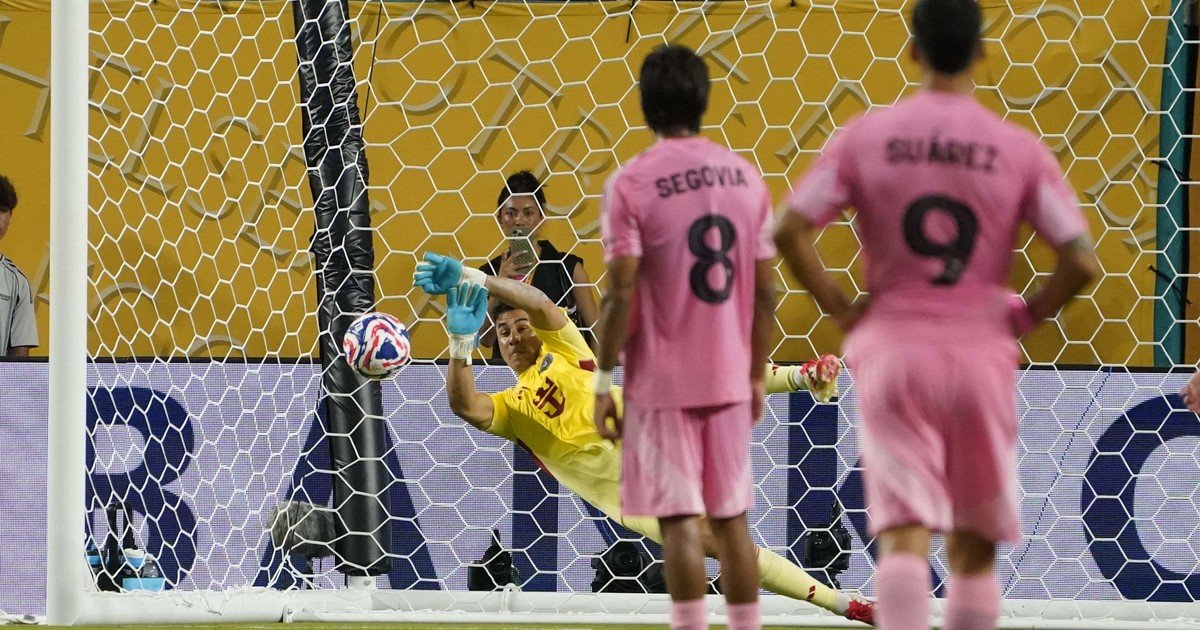 Cuáles son los cambios del reglamento que estudia la FIFA para el Mundial 2026: cómo se reanudaría el juego en caso de fallar un penal