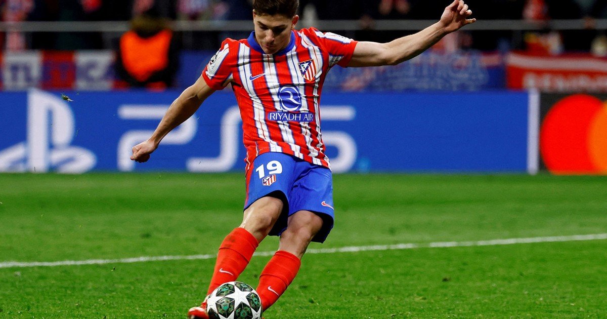 En España buscan limitar la intervención del VAR únicamente para "errores claros y manifiestos"