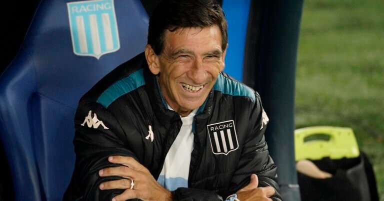 Racing vs Dep. Riestra, por los octavos de final de la Copa Argentina: minuto a minuto, en directo