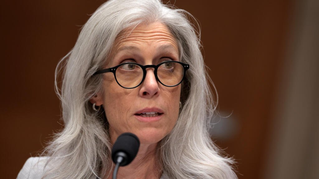 La Casa Blanca destituye a la jefa de la agencia de salud de EE. UU. tras enfrentamiento por las vacunas