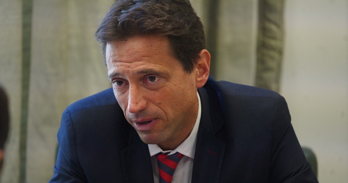 Moretti fue con un escribano a la sede de San Lorenzo, pero no los dejaron entrar