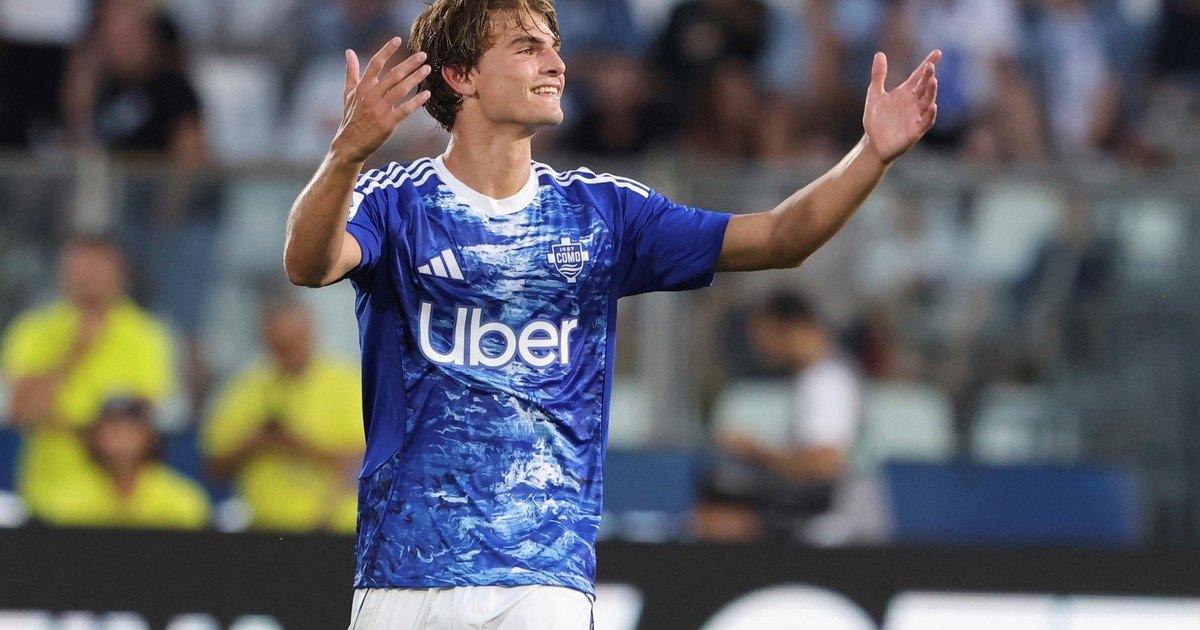 Nico Paz brilla en el Como: golazo de tiro libre a lo Di María y asistencia top para el triunfo contra la Lazio en la Serie A