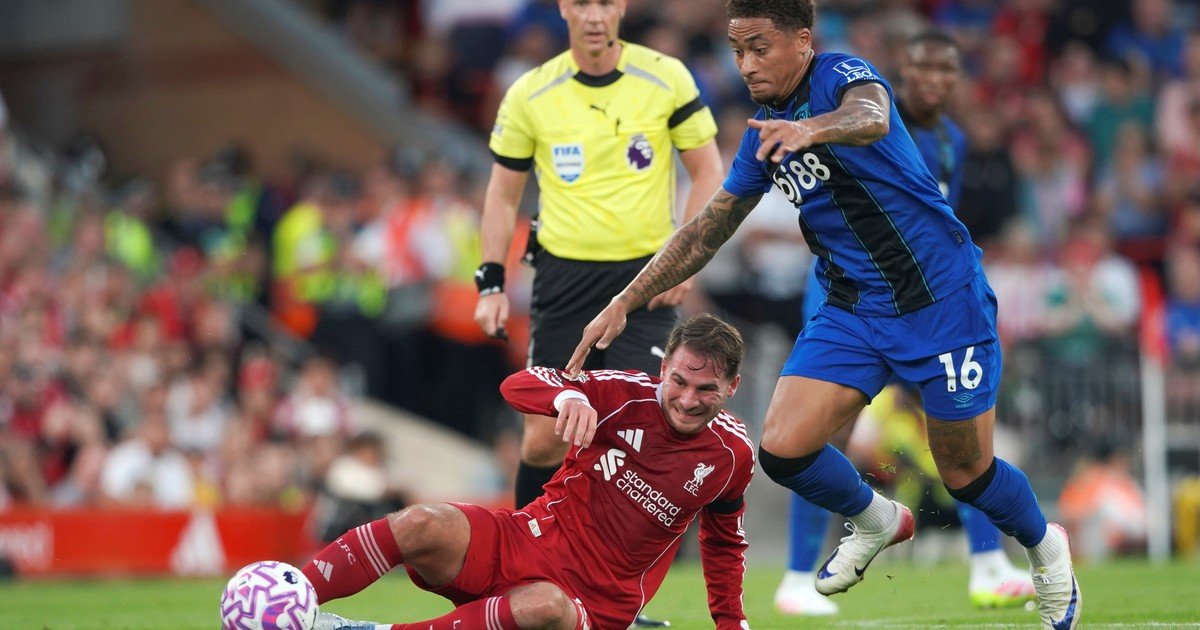 Liverpool puso primera en la Premier League con una goleada sobre el Bournemouth y el emotivo homenaje a Diogo Jota