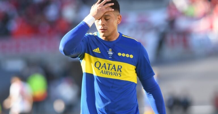 Marcos Rojo se despidió de los hinchas de Boca con una carta llena de autocrítica y sin nombrar a Riquelme: "Sé que a veces me equivoqué"