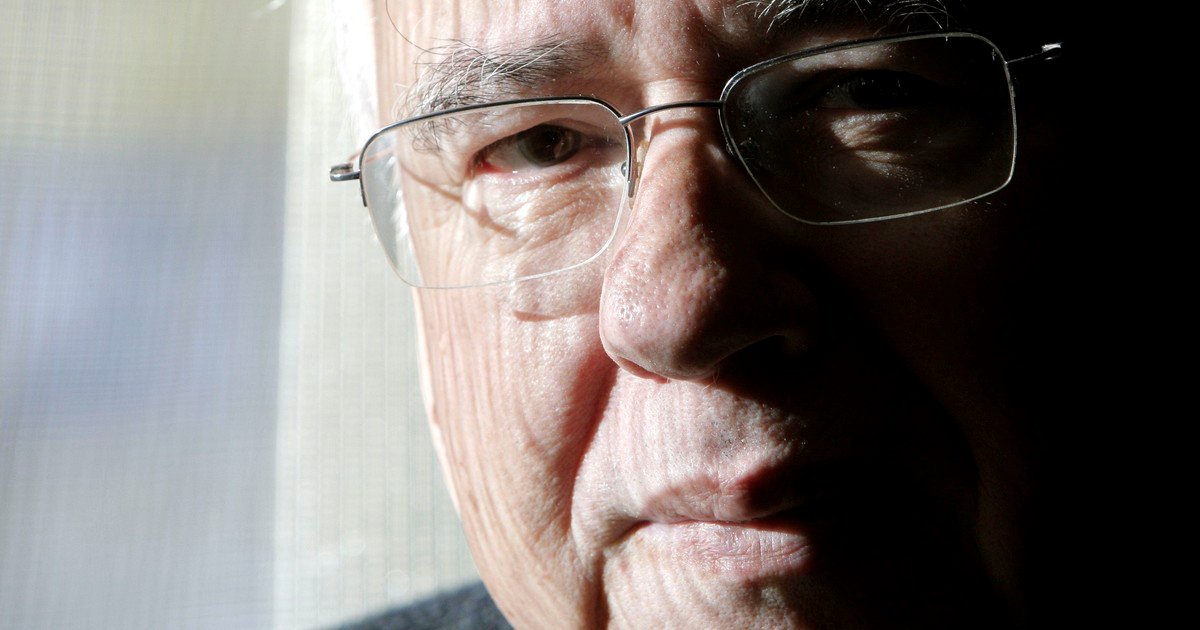 Murió Luis Fernando Verissimo, el escritor brasileño que convirtió a Borges en detective y fue un maestro del humor