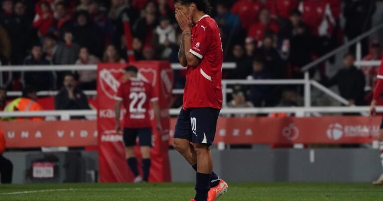 El 1x1 de Independiente contra River: Luciano Cabral fue el mejor del Rojo pero le faltó el gol
